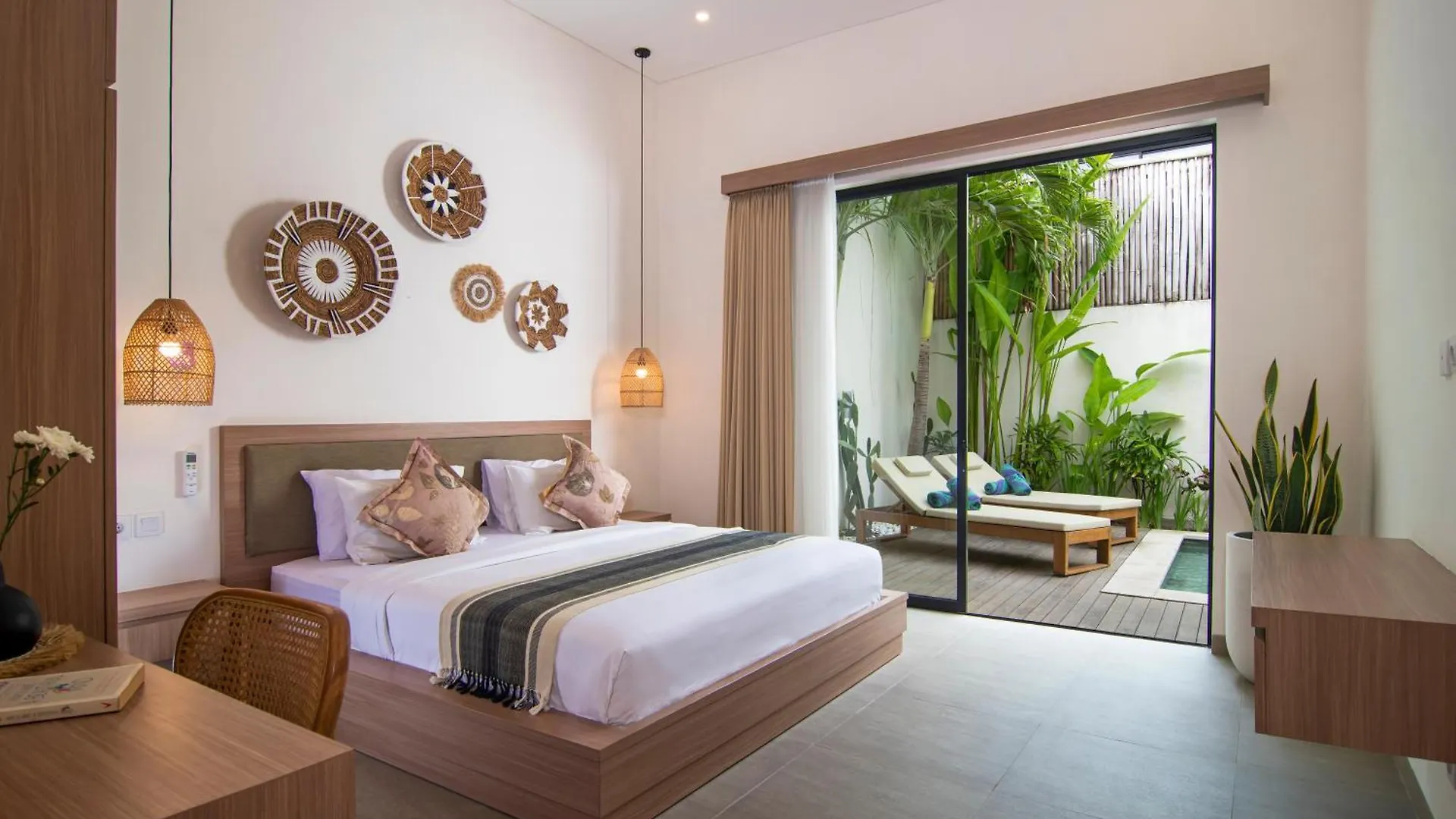 Labumbak 01 - 2Br Villa Escape In Umalas With Private Pool Canggu  Indonesia