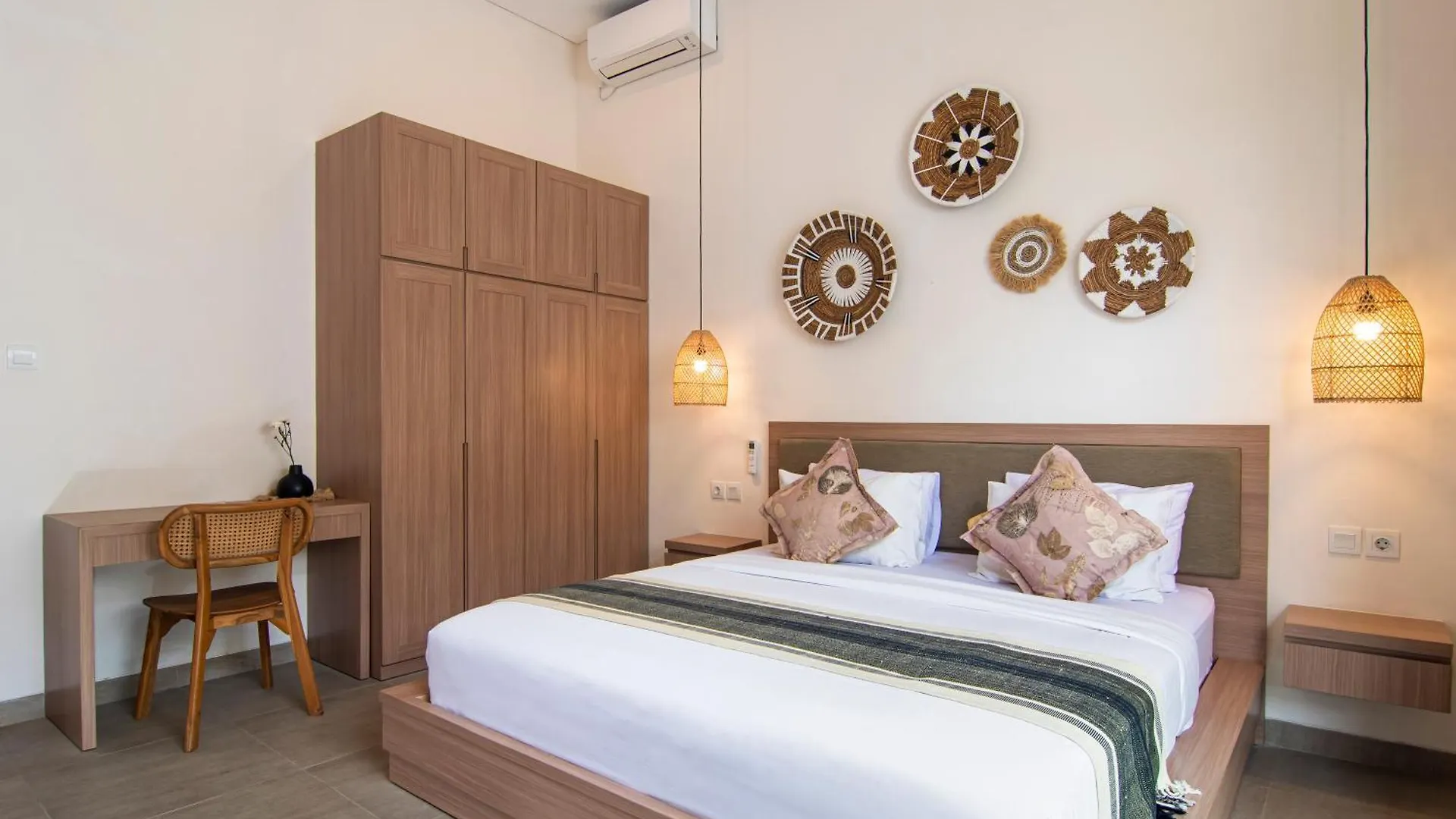 Labumbak 01 - 2Br Villa Escape In Umalas With Private Pool Canggu  Indonesia