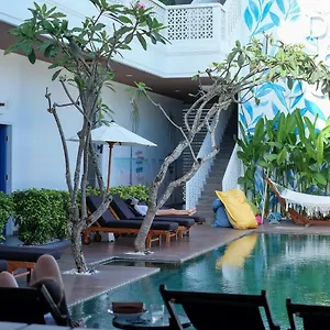 Hostal Dip & Doze Living, Canggu
